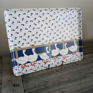 Charming Goose Print Tray